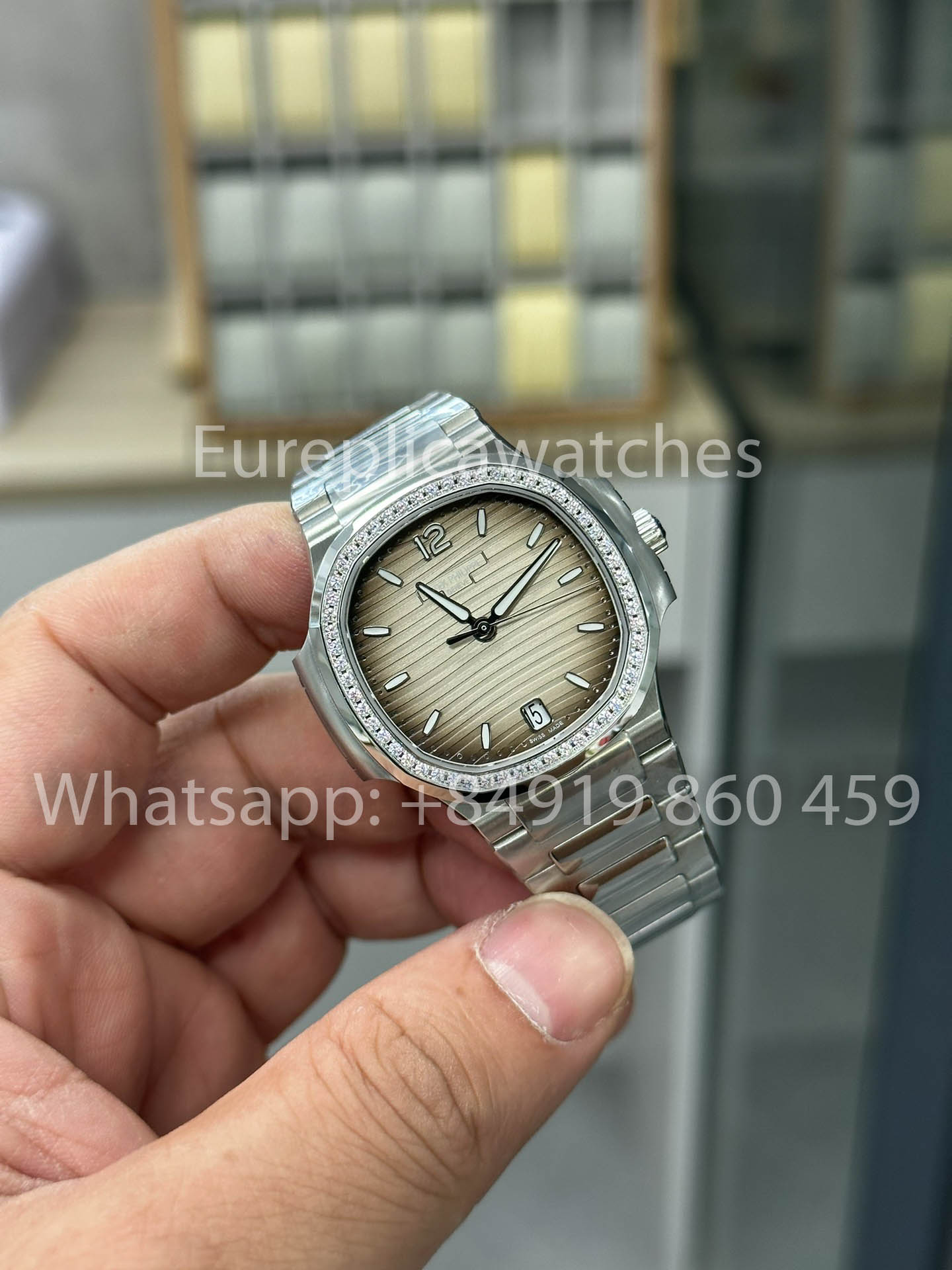 파텍 필립 노틸러스 Ladies 7118/1200A-011 from 3K 팩토리 스테인리스 스틸 2025 Version