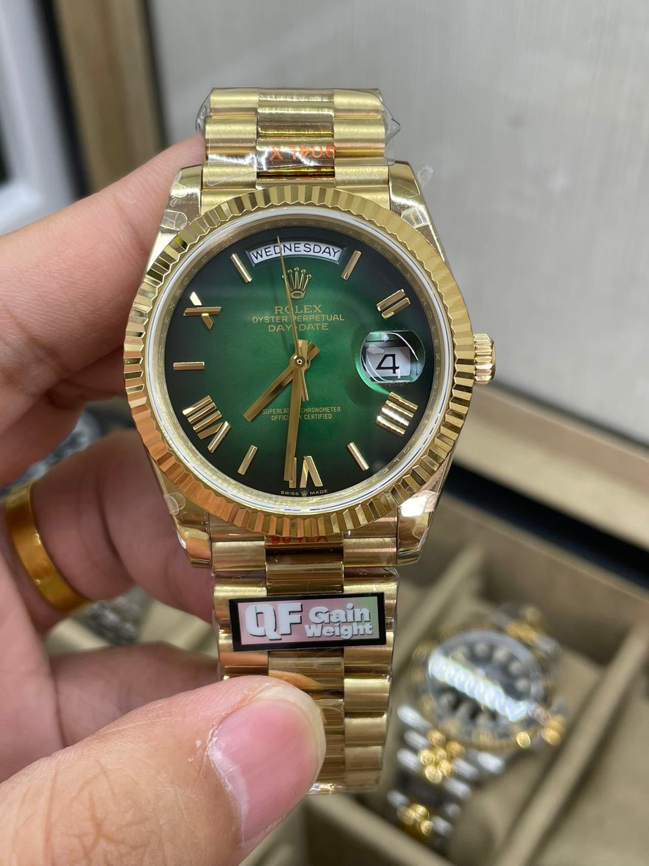 롤렉스 unveils the new Day-Date 40mm with a 그린 다이얼 2024 QF 팩토리 1:1 Best 에디션