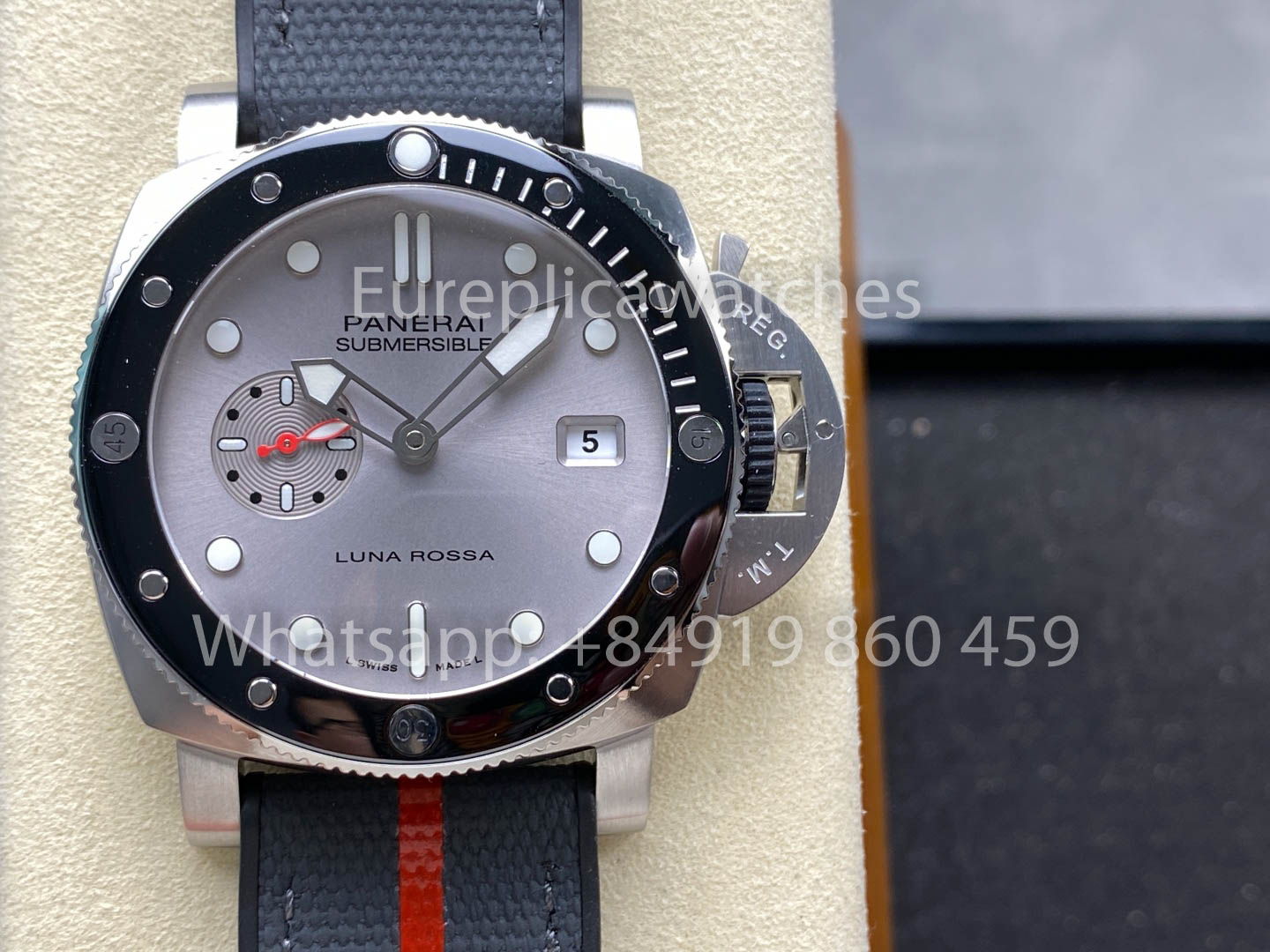 Panerai Submersible QuarantaQuattro Luna Rossa PAM1681 1:1 Best Clone VS 팩토리