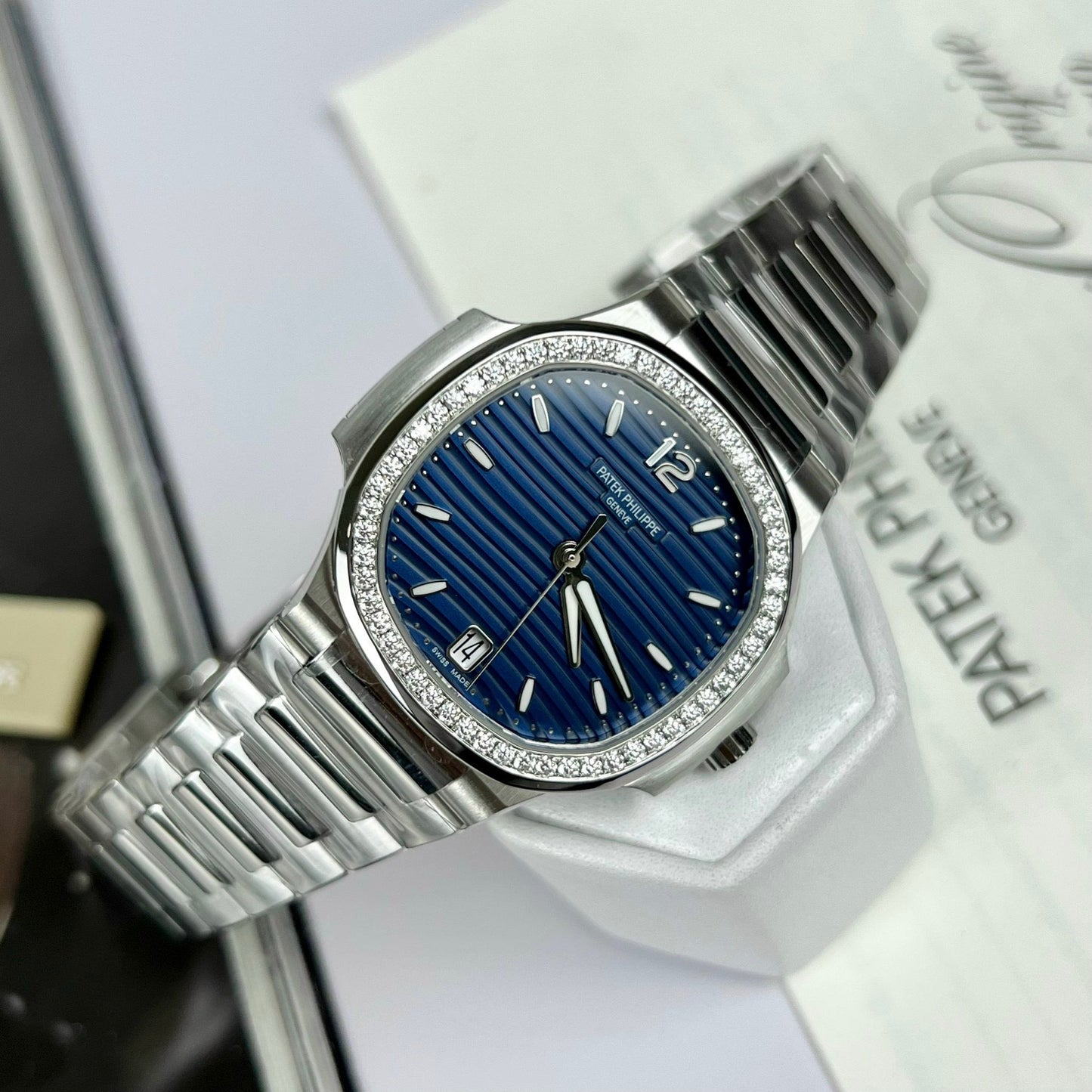파텍 필립 노틸러스 7118/1A-001 custom Moissanite 3K 팩토리 블루 다이얼
