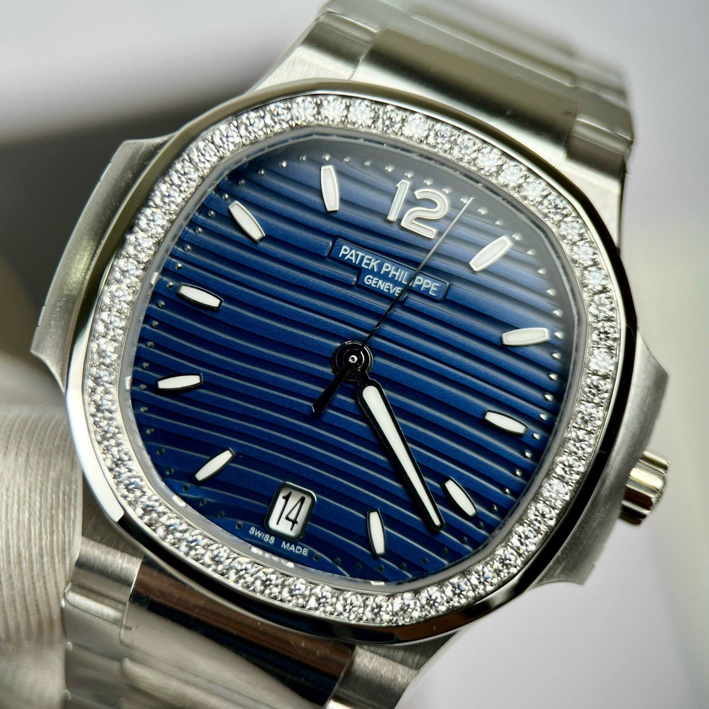 파텍 필립 노틸러스 7118/1A-001 custom Moissanite 3K 팩토리 블루 다이얼