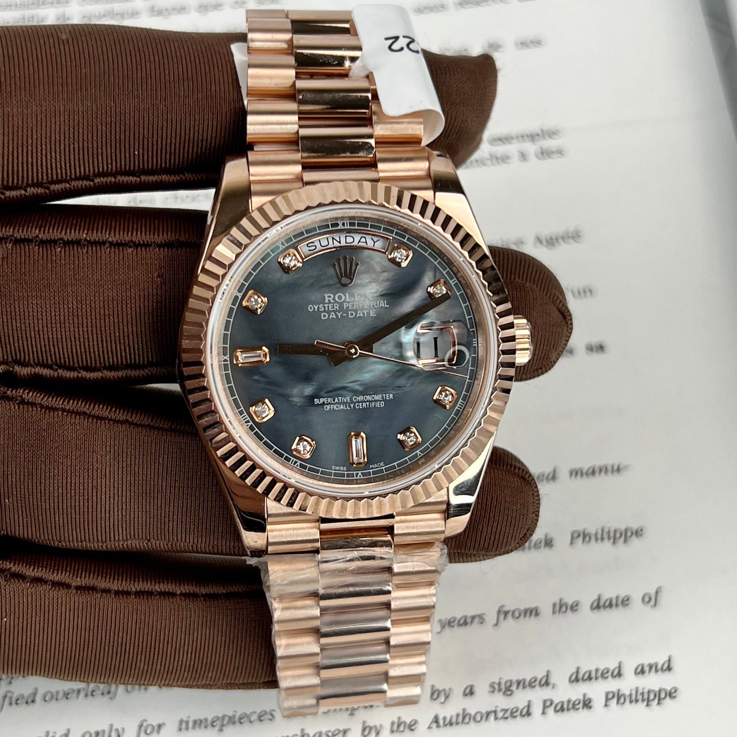 롤렉스 Day-Date 로즈 골드 Rose Diamond Dial 36mm 128235 Best 1:1 에디션 coated 18k 로즈 골드 130 gram