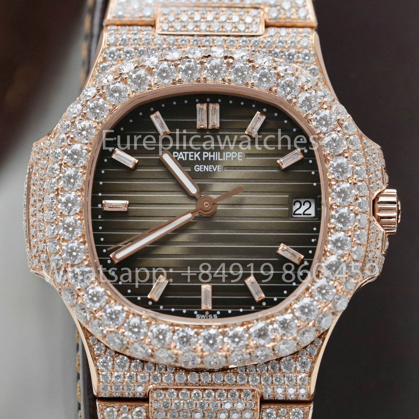 파텍 필립 노틸러스 5711 Full Iced Out – 1:1 Best Clone 그린 다이얼
