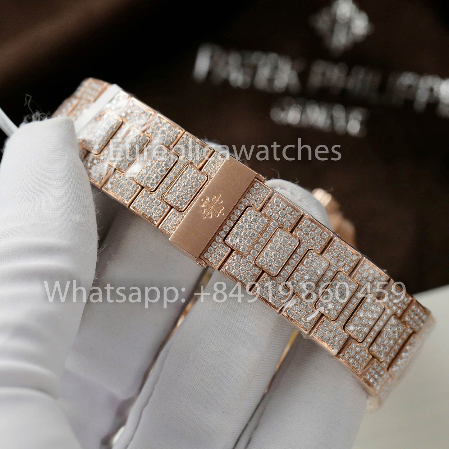 파텍 필립 노틸러스 5711 Full Iced Out – 1:1 Best Clone 그린 다이얼