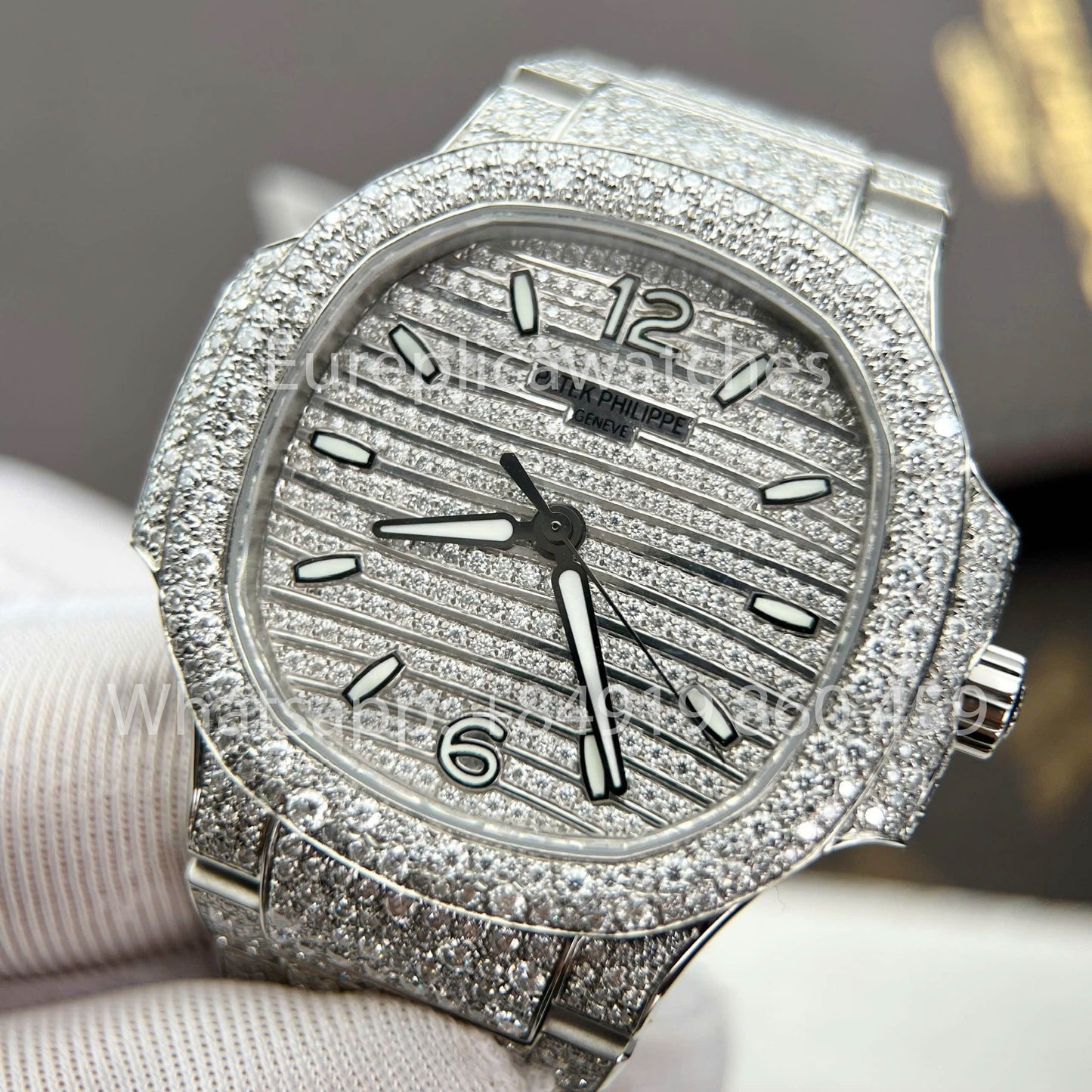 파텍 필립 노틸러스 7118/1450G-001 Full Iced Out – 1:1 Best Clone Custom Watch