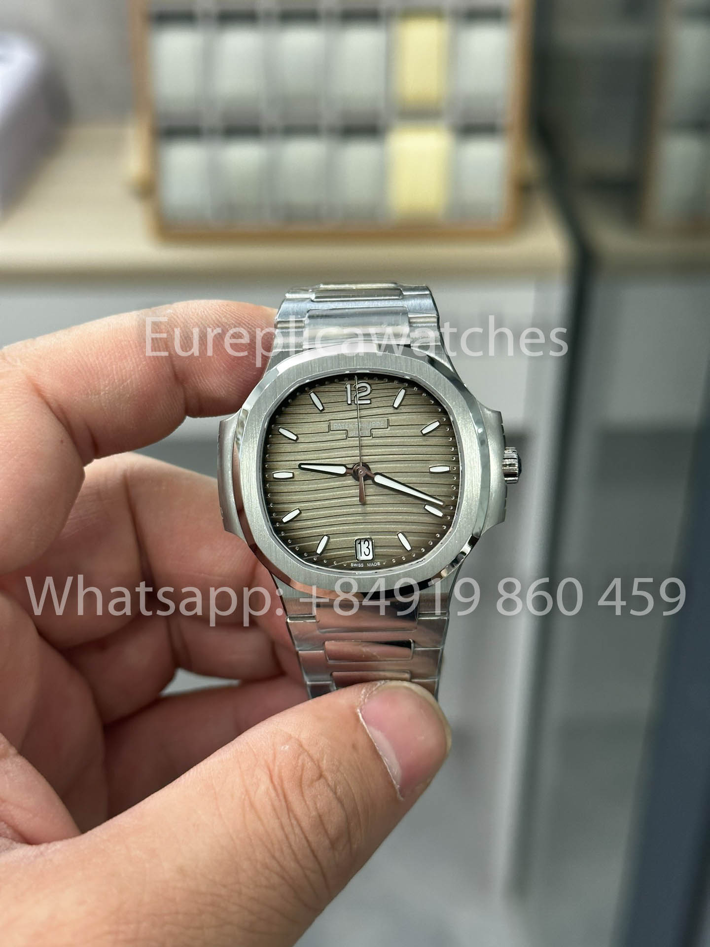 파텍 필립 노틸러스 Ladies 7118/1R-001 из 3K 팩토리 스테인리스 스틸 Версия 2025