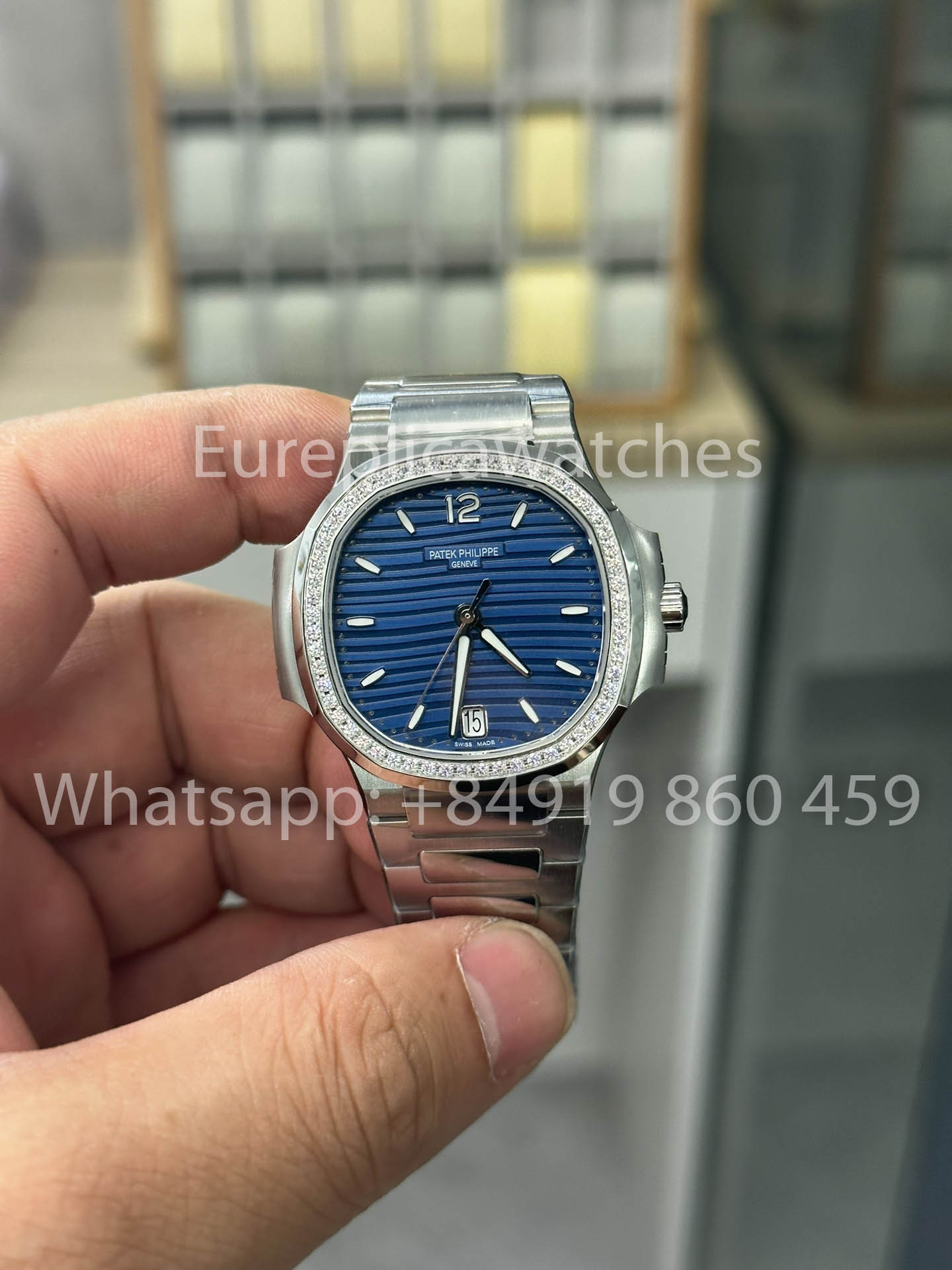 파텍 필립 노틸러스 Ladies 7118/1200A из 3K 팩토리 스테인리스 스틸 Версия 2025 года