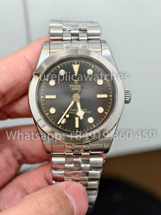 تيودور باي M79660-0001 KRF 1:1 في مباراة الذهاب