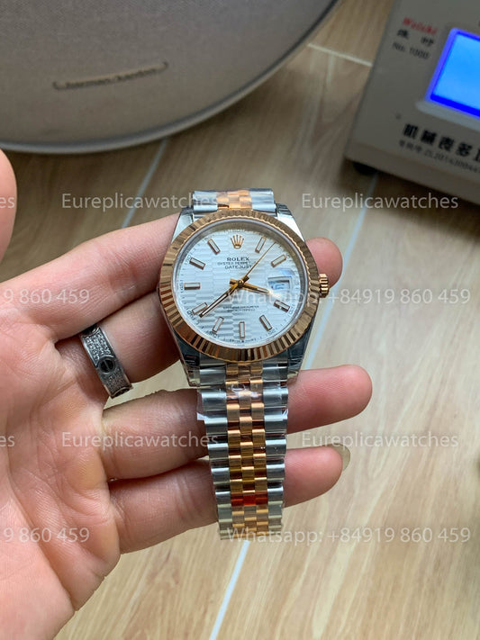 롤렉스 데이트저스트 41 M126331-0021 Fluted Silver Fluted Motif Index Dial 1:1 베스트 버전 VS 팩토리