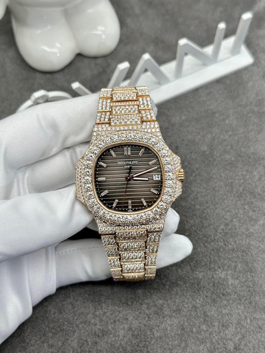 파텍 필립 노틸러스 5711 from 3K 팩토리 and custom Moissanite