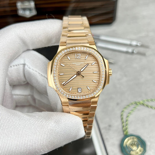 파텍 필립 노틸러스 7118/1R-010 18k gold filled from the 3k 팩토리 with yellow dial